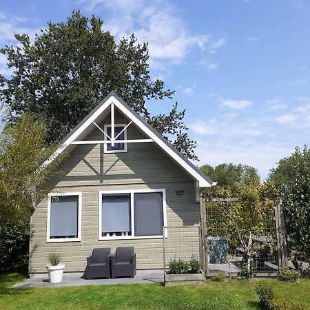 4-Persoons Vakantiehuisje Simmerwille Tzummarum Luaran gambar