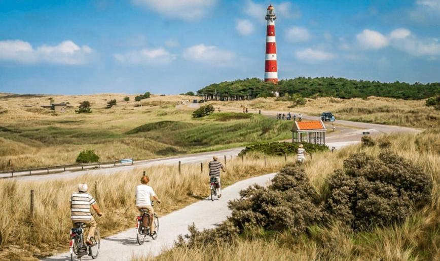 4-Persoons Vakantiehuisje Simmerwille Tzummarum Luaran gambar